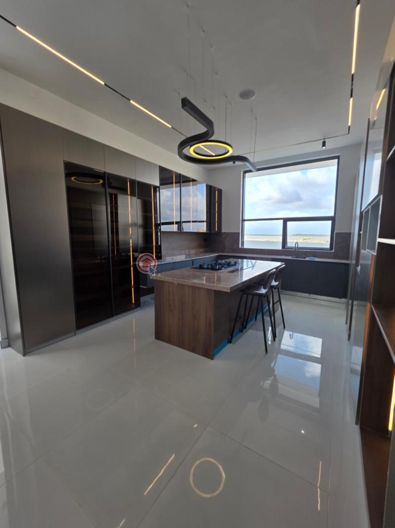 Massive 5 bedroom detached duplex with elevator + cinema + swimming pool - 9 5 bedroom Detached Duplex For Sale Hampton Island Lekki Phase 1 Lagos - 9