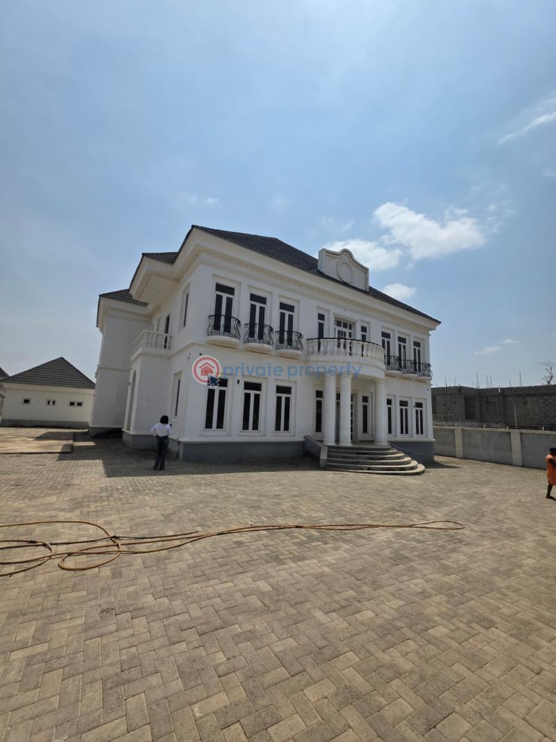 5 bedroom Detached Duplex For Sale Guzape Abuja Phase 1  - 1