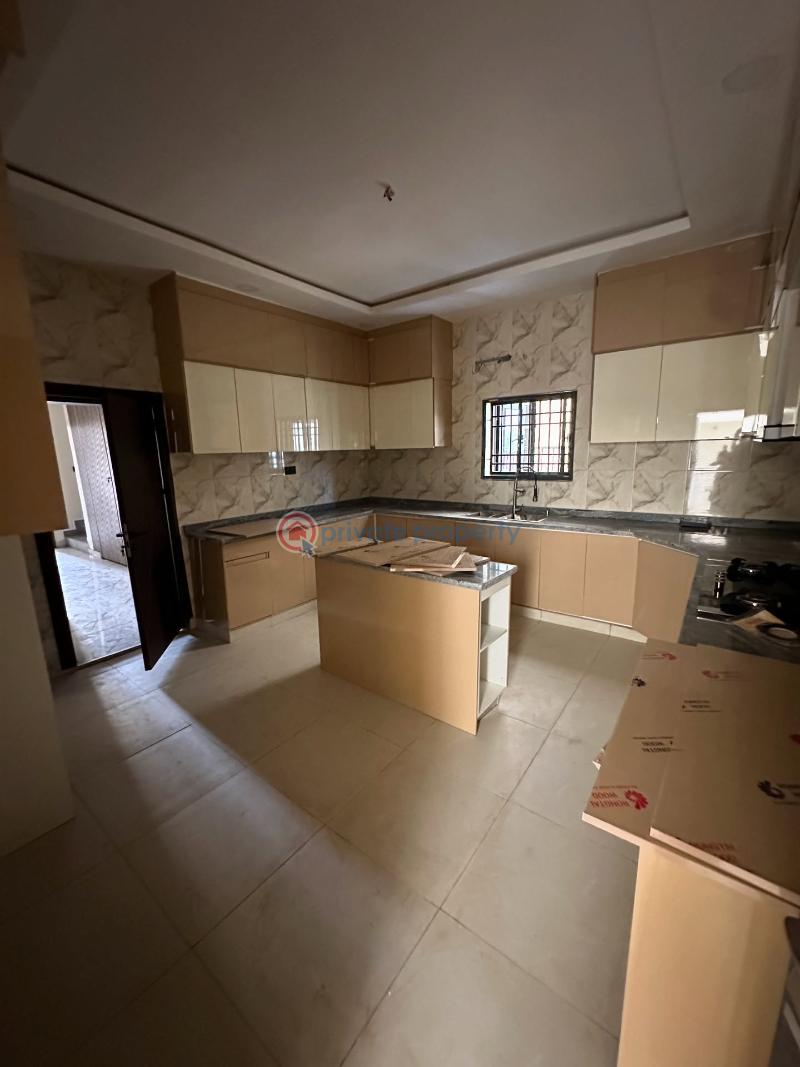 5 bedroom Detached Duplex For Sale 4th Avenue Gwarimpa Abuja Phase 3  - 3