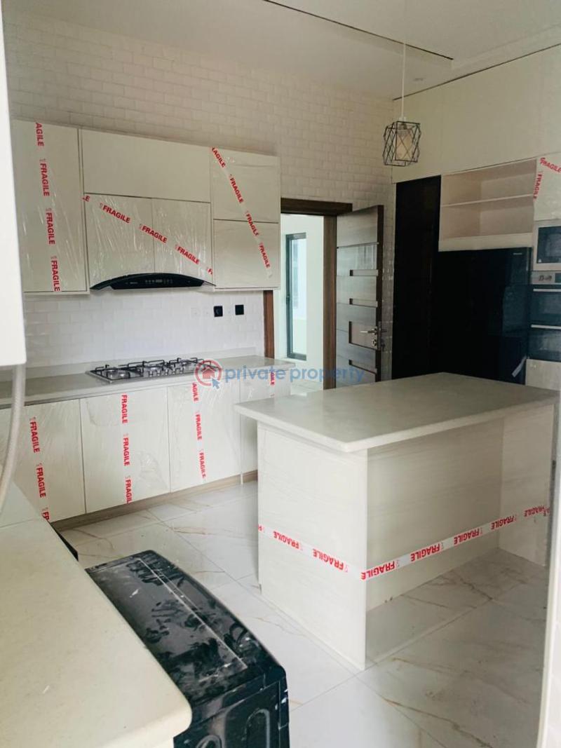 5 bedroom Detached Duplex For Sale In A Lovely Secured Osapa Lekki Lagos - 4