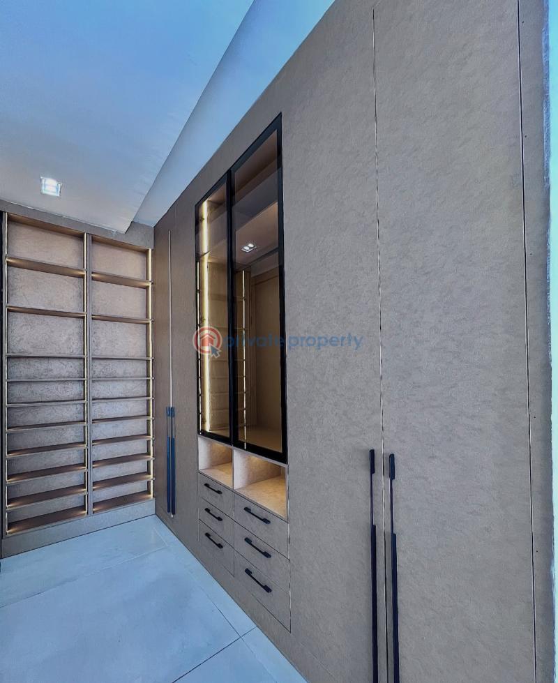 5 bedroom Detached Duplex For Sale Lekki Phase 1 Lagos - 13