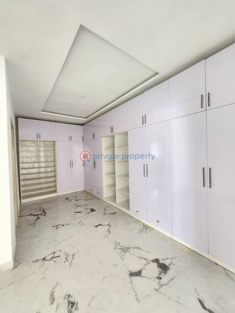 5 bedroom Detached Duplex For Sale Victoria Garden City Lekki Lagos - 5