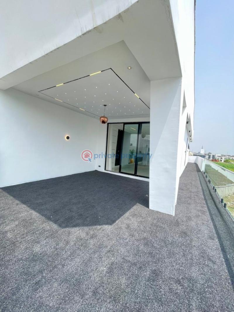 5 bedroom Detached Duplex For Sale Chevron Drive Lekki Lagos - 3