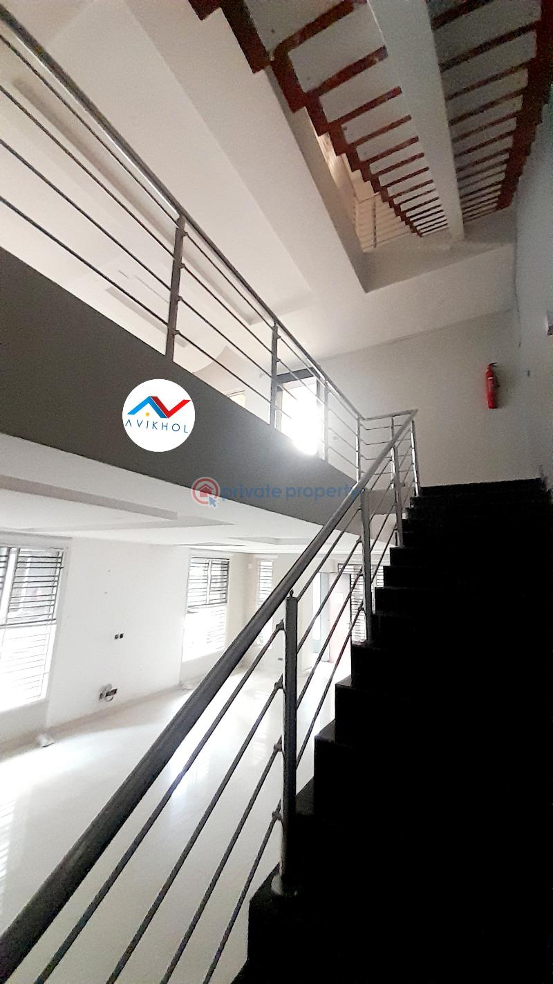 Massive 5 bedroom fully serviced semi-detached duplex  with bq in a premium mini estate. - 6 5 bedroom Semi detached Duplex For Sale Osapa Lekki Lagos - 6