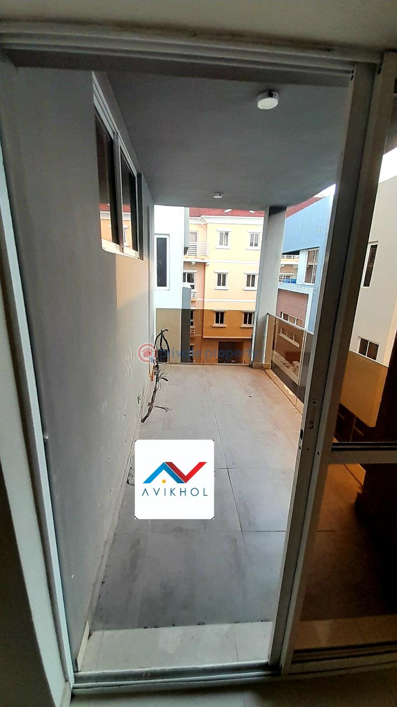 Massive 5 bedroom fully serviced semi-detached duplex  with bq in a premium mini estate. - 24 5 bedroom Semi detached Duplex For Sale Osapa Lekki Lagos - 24
