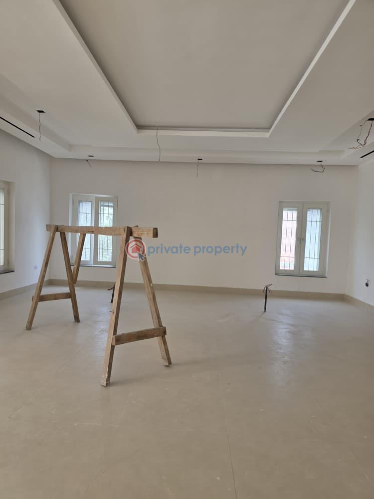 Massive 5bedroom detached duplex with elevator + 2 room's bq - 8 5 bedroom Detached Duplex For Sale Maitama Abuja Phase 1  - 8