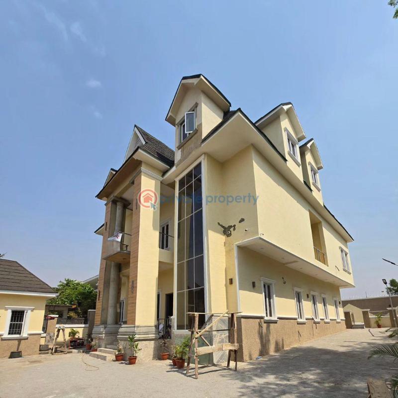 Massive 5bedroom fully detached house with swimming pool - 1 5 bedroom Duplex For Sale Efab Metropolis Karsana Abuja Phase 3  - 1