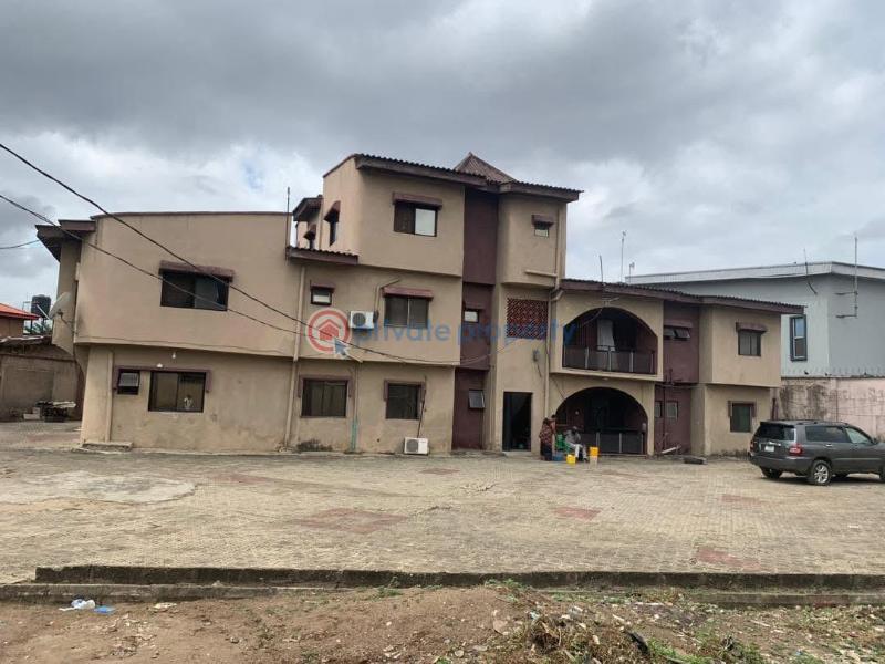 6 bedroom Duplex For Sale Akowonjo Alimosho Lagos - 3