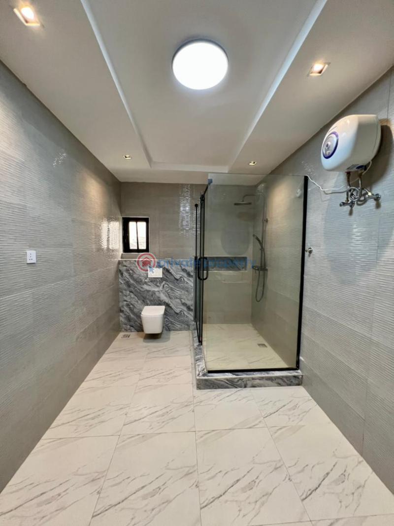 6 bedroom Detached Duplex For Sale Estate Victoria Garden City Lekki Lagos - 15
