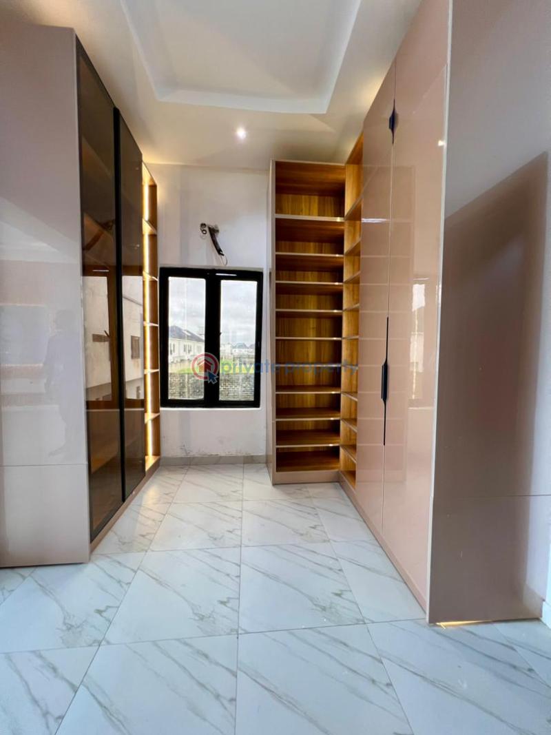 6 bedroom Detached Duplex For Sale Estate Victoria Garden City Lekki Lagos - 4