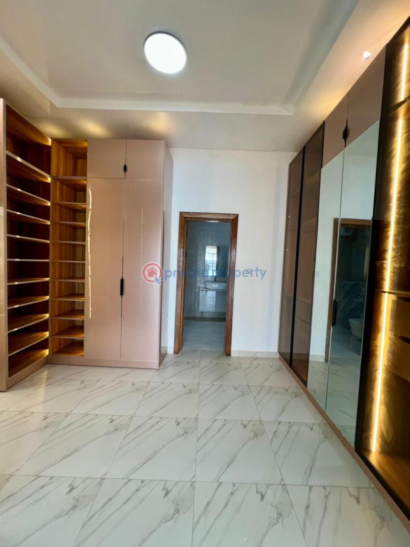 6 bedroom Detached Duplex For Sale Estate Victoria Garden City Lekki Lagos - 12