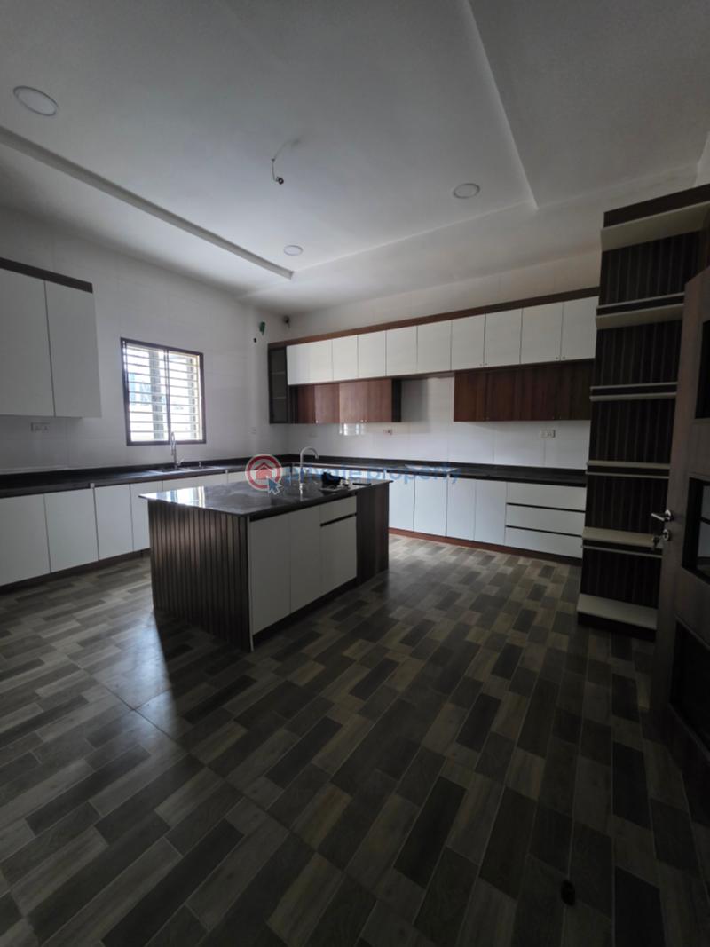 6 bedroom Detached Duplex For Sale Efab Metropolis Estate Karsana Abuja Phase 3  - 2