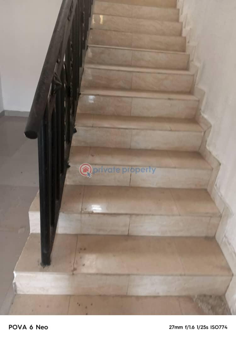 Massive 6 bedrooms fully detached, bq with 15 cars packing space - 4 6 bedroom Duplex For Rent Peace Ville Estate Ajiwe Ajah Lagos - 4