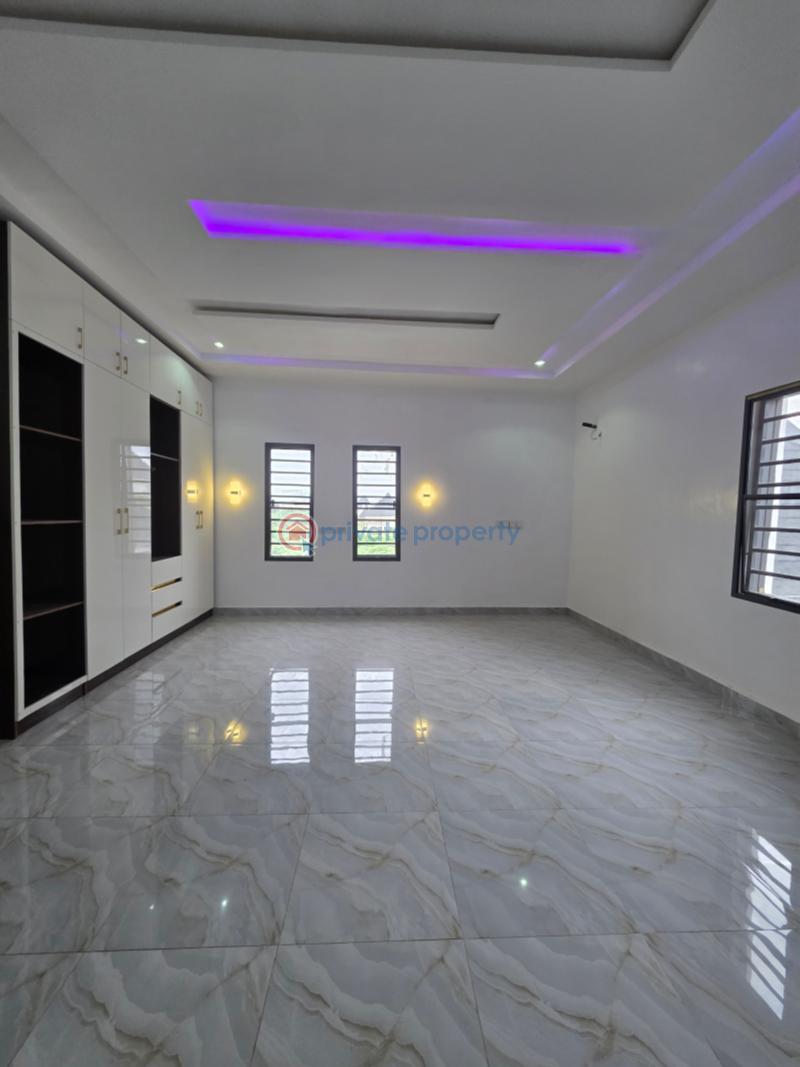 7 bedroom Detached Duplex For Sale Efab Metropolis Estate Karsana Abuja Phase 3  - 4