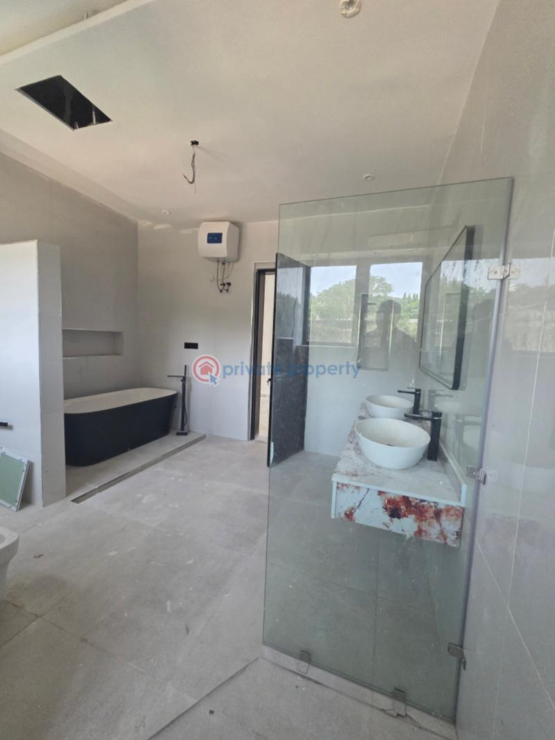 8 bedroom Detached Duplex For Sale Maitama Main Maitama Abuja Phase 1  - 9