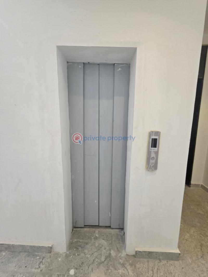 8 bedroom Detached Duplex For Sale Maitama Main Maitama Abuja Phase 1  - 3