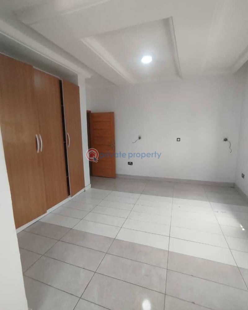 Massive & spacious 3-bedroom terrace duplex - 3 3 bedroom Terraced Duplex For Rent Lekki Phase 1 Lagos - 3