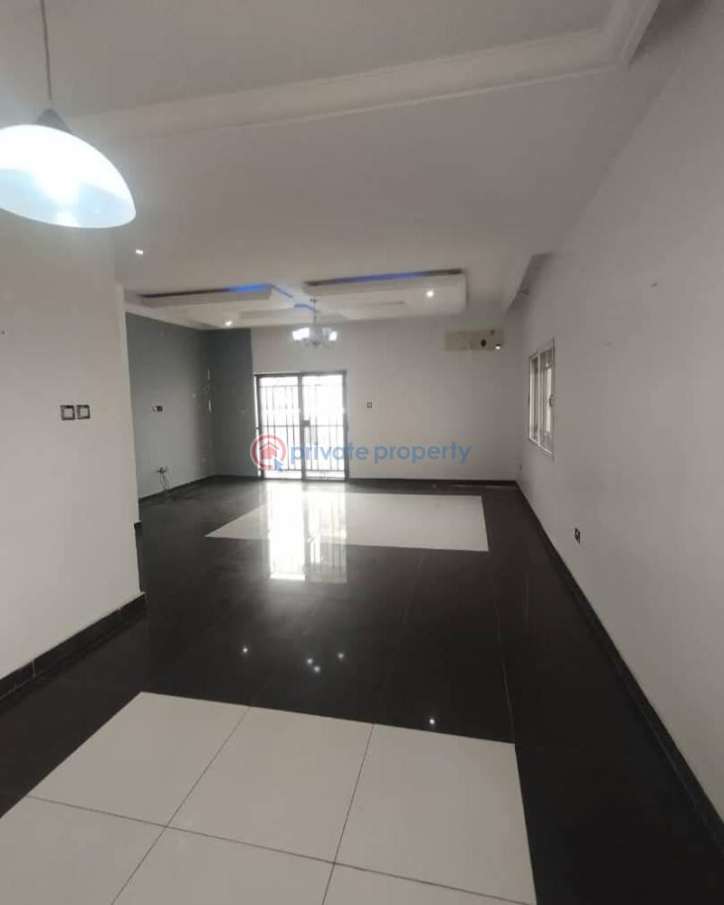Massive & spacious 3-bedroom terrace duplex - 11 3 bedroom Terraced Duplex For Rent Lekki Phase 1 Lagos - 11