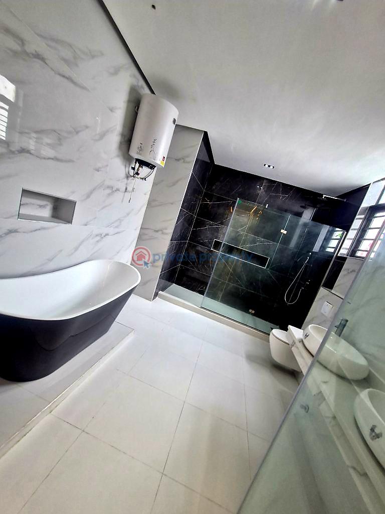 Massive automated 5 bedroom detached house - 11 5 bedroom Detached Duplex For Sale Chevron Drive Lekki Lagos - 11