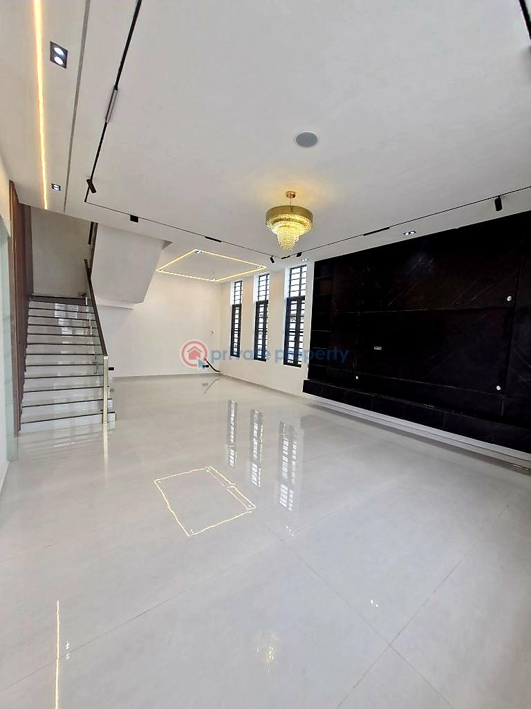 Massive automated 5 bedroom detached house - 1 5 bedroom Detached Duplex For Sale Chevron Drive Lekki Lagos - 1