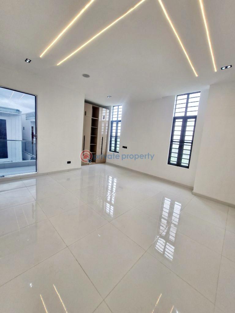 Massive automated 5 bedroom detached house - 7 5 bedroom Detached Duplex For Sale Chevron Drive Lekki Lagos - 7