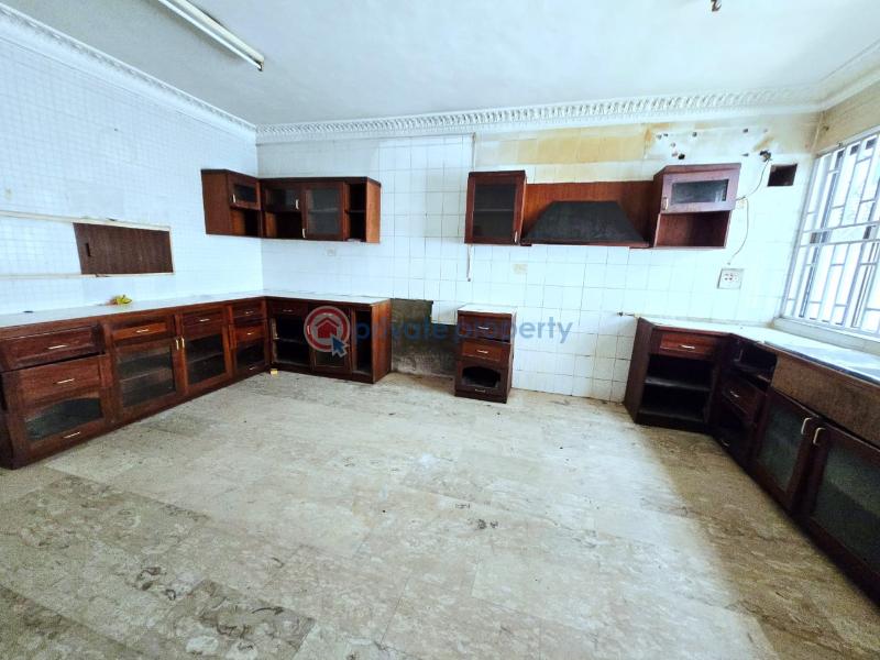 5 bedroom Detached Duplex For Rent Lekki Phase 1 Lagos - 2