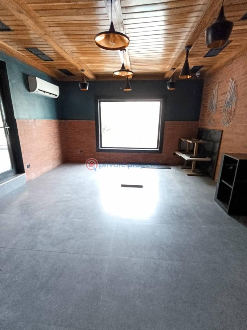 Massive commercial semi-detached house with spacious staff quarters - 8 6 bedroom Office For Rent Adeola Odeku Victoria Island Lagos - 8