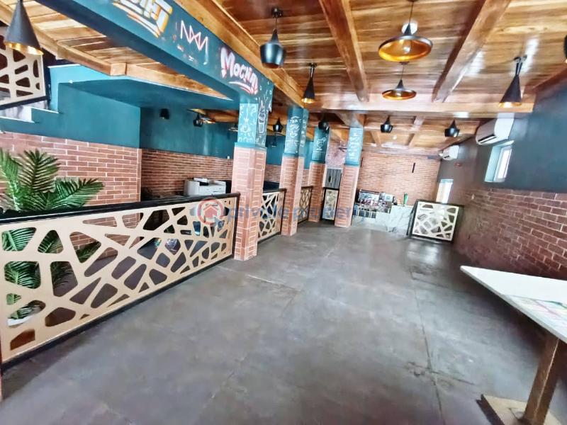 Massive commercial semi-detached house with spacious staff quarters - 2 6 bedroom Office For Rent Adeola Odeku Victoria Island Lagos - 2
