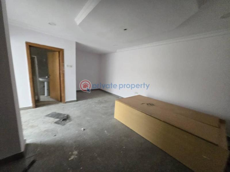Massive commercial shop space available - 3 1 bedroom Shop For Rent Lekki Phase 1 Lagos - 3