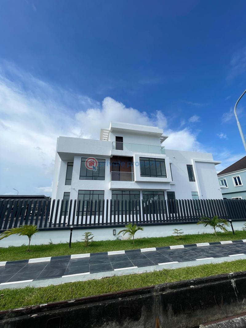 5 bedroom Detached Duplex For Sale Pinnock Beach Estate Osapa Lekki Lagos - 16