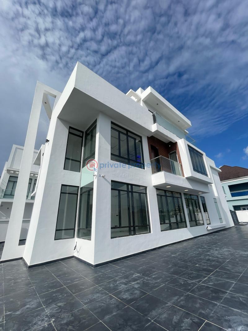 5 bedroom Detached Duplex For Sale Pinnock Beach Estate Osapa Lekki Lagos - 1