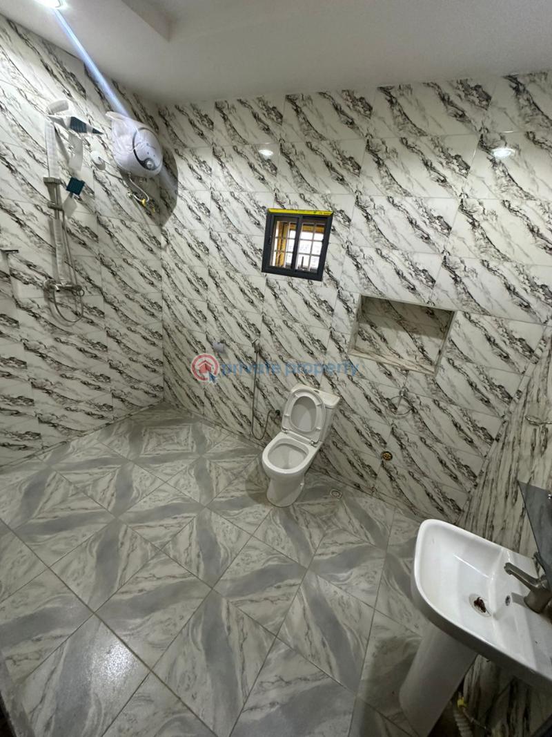 6 bedroom Detached Duplex For Sale Life Camp Abuja Phase 3  - 3