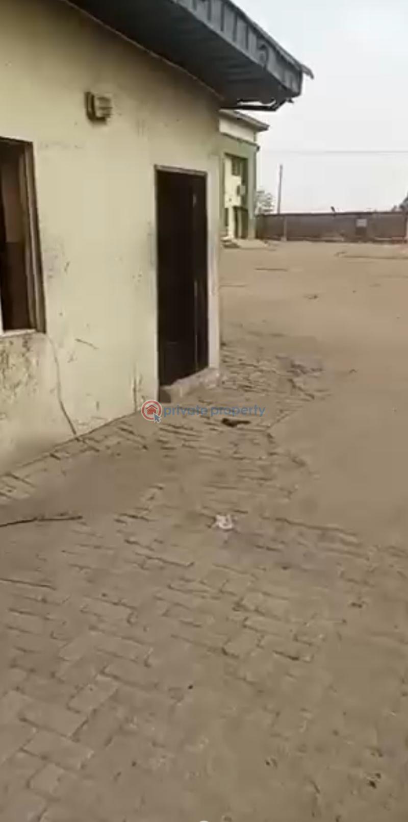 Warehouse For Sale Ayetoro Ogun area  - 8