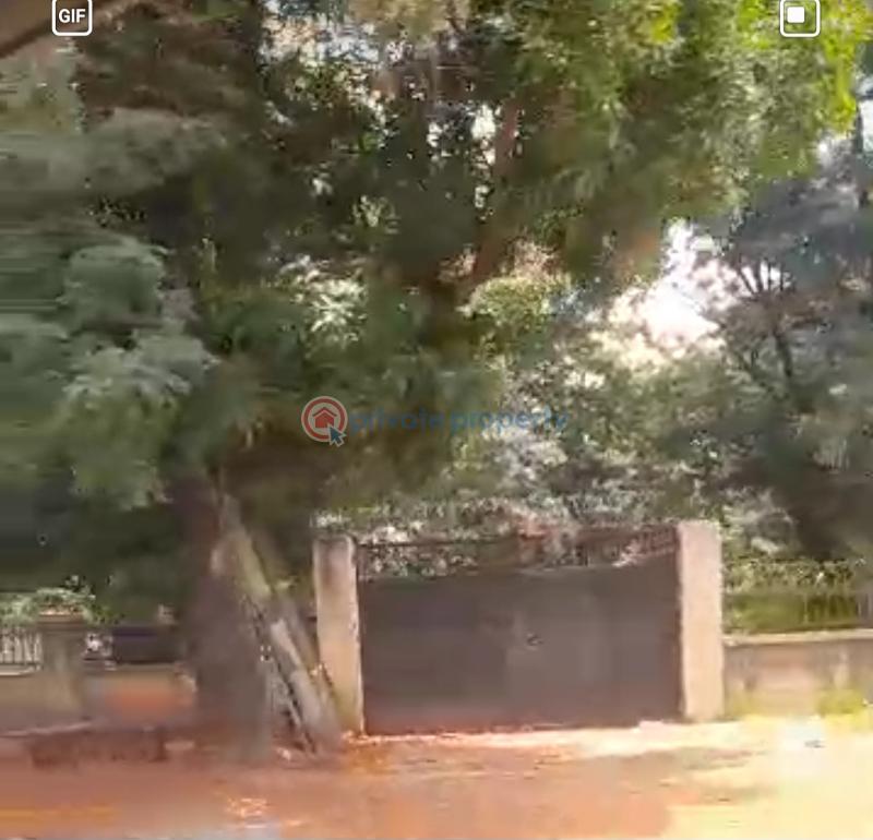 Massive land measuring 9,154sqm of land with cofo opposite ministry of lands, old g.r.a, enugu - 5 Land For Sale Colliary Avenue, Behind Union Bank Enugu Area  - 5