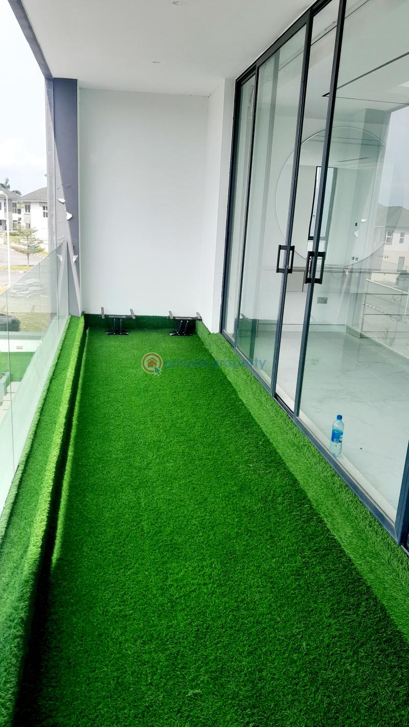 5 bedroom Detached Duplex For Sale Pinnock Beach Estate Osapa Lekki Lagos - 30