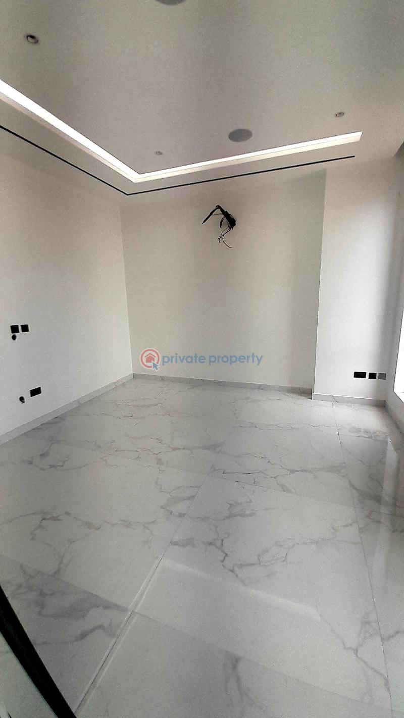5 bedroom Detached Duplex For Sale Pinnock Beach Estate Osapa Lekki Lagos - 17