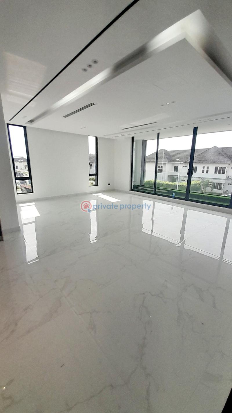 5 bedroom Detached Duplex For Sale Pinnock Beach Estate Osapa Lekki Lagos - 22