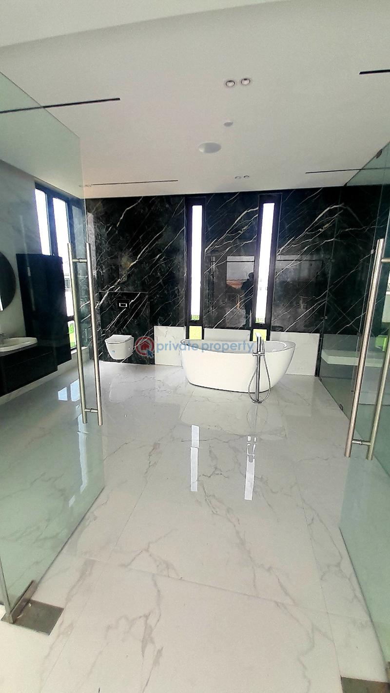 5 bedroom Detached Duplex For Sale Pinnock Beach Estate Osapa Lekki Lagos - 32