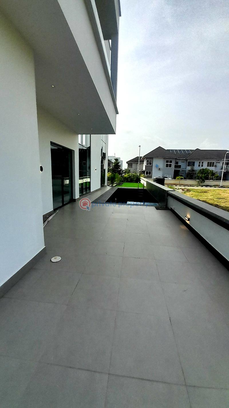 5 bedroom Detached Duplex For Sale Pinnock Beach Estate Osapa Lekki Lagos - 5