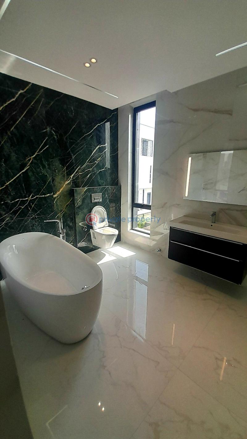 5 bedroom Detached Duplex For Sale Pinnock Beach Estate Osapa Lekki Lagos - 25