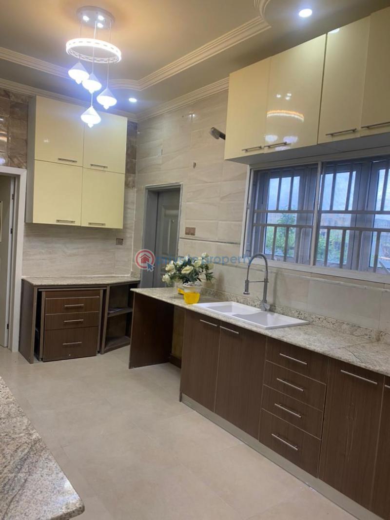 4 bedroom Detached Duplex For Rent Estate Ikota Lekki Lagos - 6