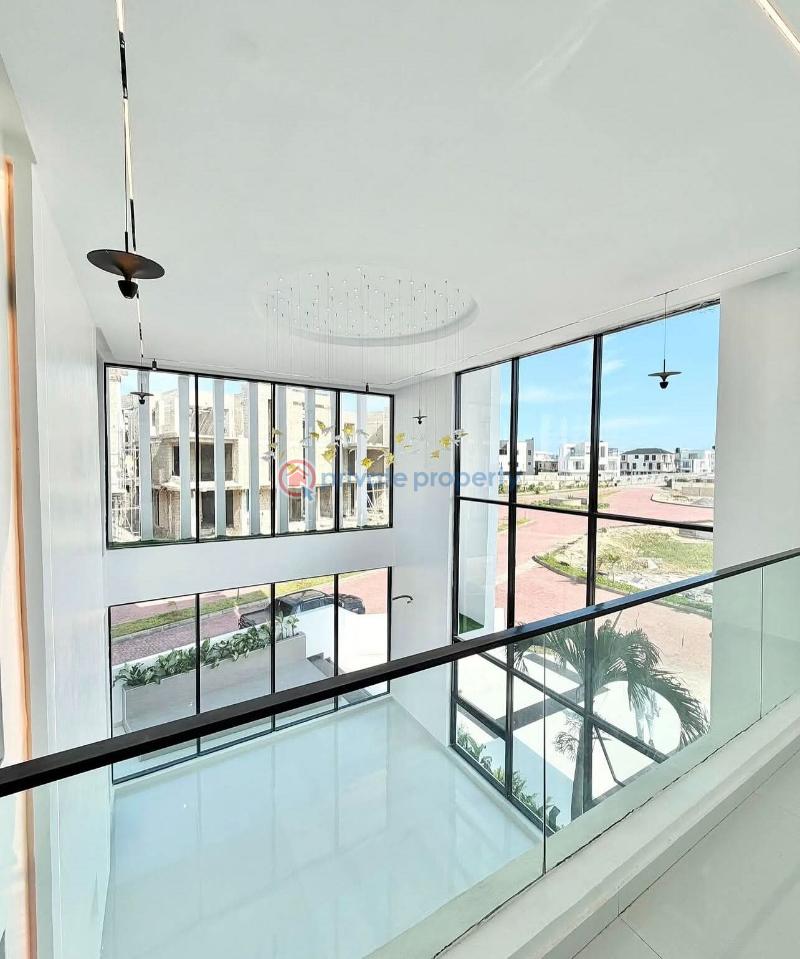 6 bedroom Detached Duplex For Sale Osapa London Lekki Lagos - 23