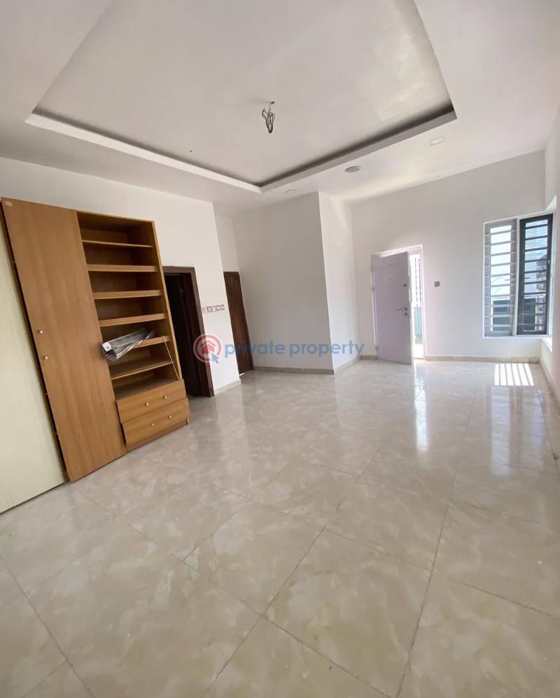 Massive luxury masterbedroom   in secured estate . - 4 1 bedroom Shared Apartment For Rent Well And Secured Estate . Osapa London Lekki Lagos - 4