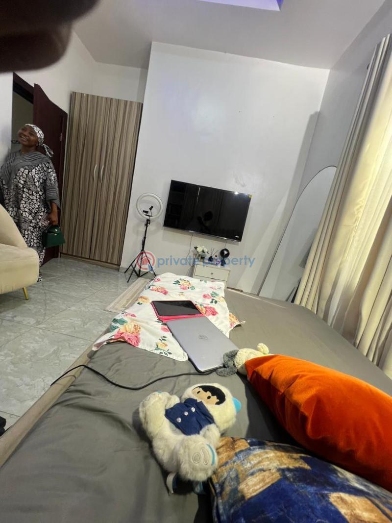 1 bedroom Mini Flat For Rent Idado Lekki Lagos - 2
