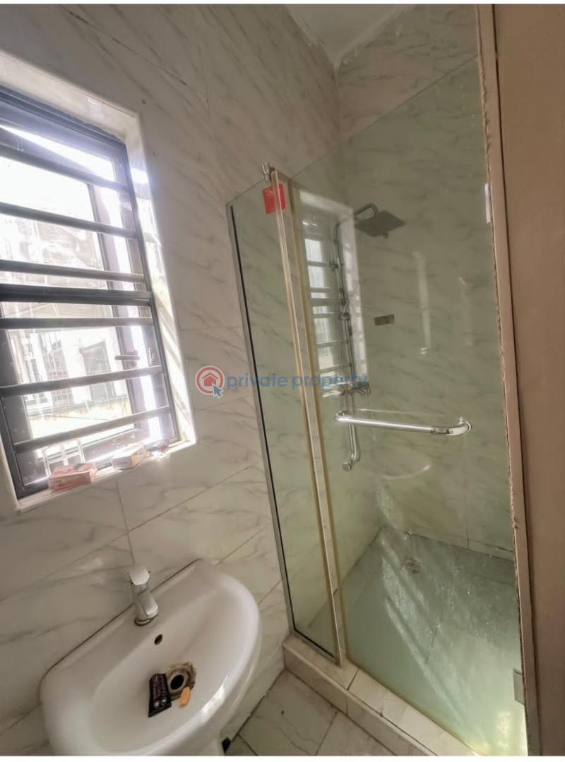 1 bedroom Mini Flat For Rent Osapa London Lekki Lagos - 6