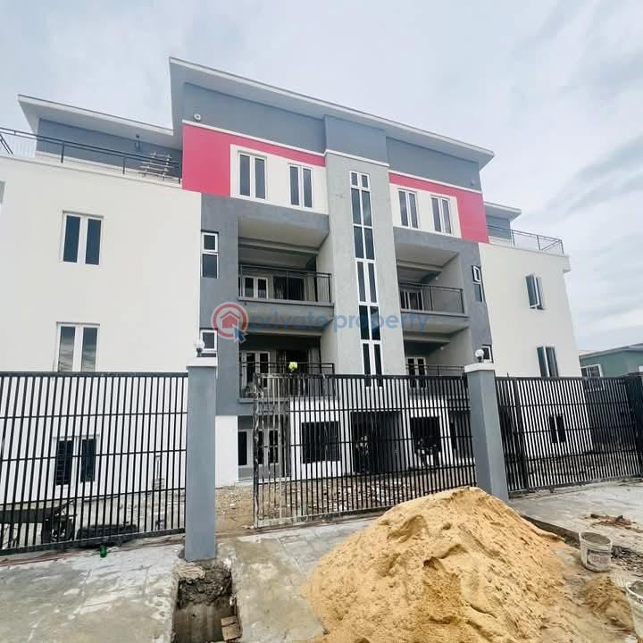 3 bedroom Flat & Apartment For Sale Surulere Lagos - 0