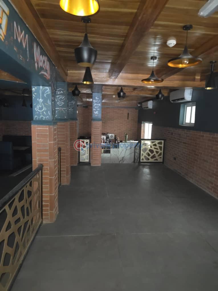 Massive semi-detached house formally used for restaurant & coffee shop - 6 Shop For Rent Victoria Island Lagos - 6