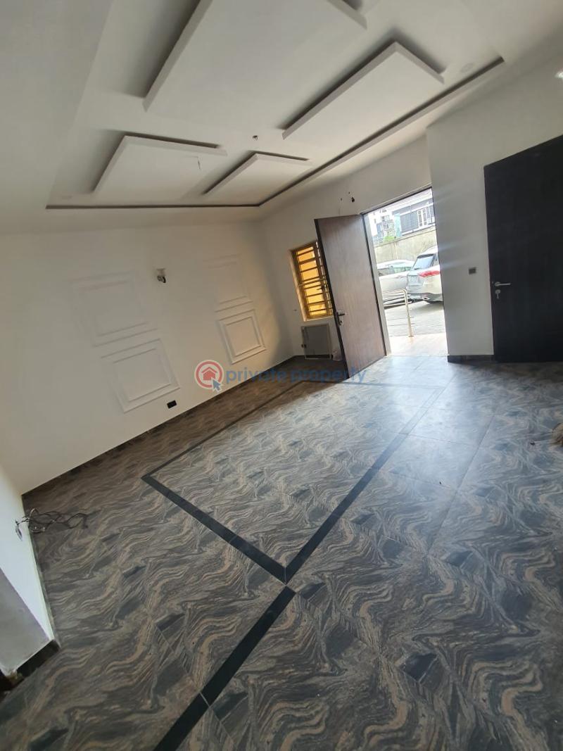 2 bedroom Block Of Flats For Rent Chevron Drive Lekki Lagos - 1