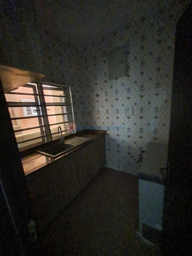2 bedroom Block Of Flats For Rent Off Alpha Beach Road Lekki Phase 2 Lagos - 4