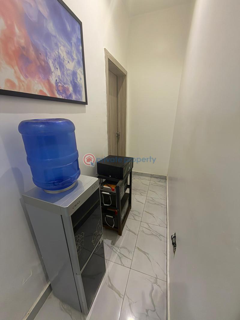 2 bedroom Block Of Flats For Rent Silver Spring Estate Agungi Lekki Lagos - 11